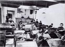 Escola santiaguesa só con nenos